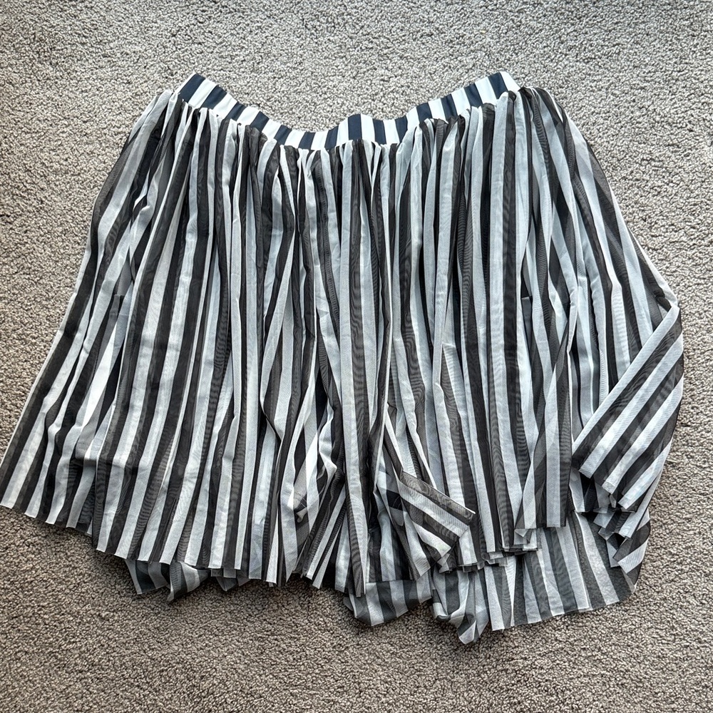 Made by Molly skort